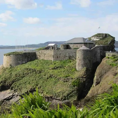 Floor Retreat Portmor- Sea, & Balcony Appartamento Slievebane