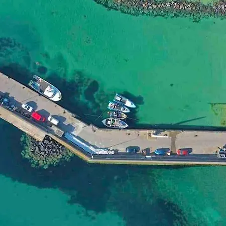 Floor Retreat Portmor- Sea, & Balcony