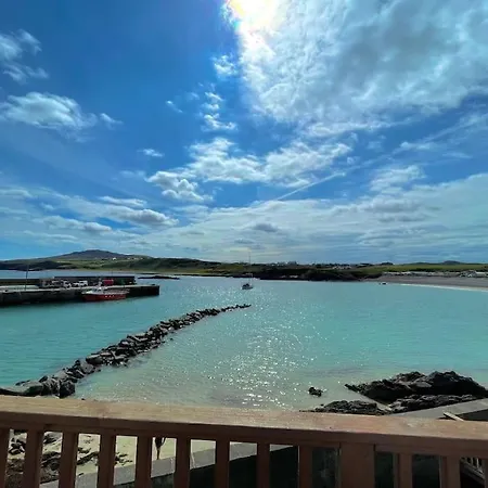 Floor Retreat Portmor- Sea, & Balcony