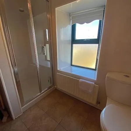 Floor Retreat Portmor- Sea, & Balcony Apartamento *