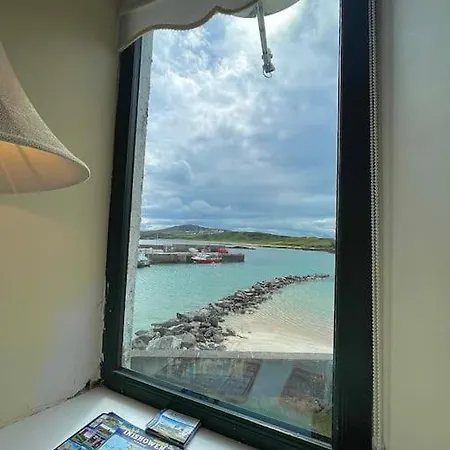 Apartamento Floor Retreat Portmor- Sea, & Balcony *