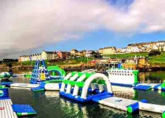 Floor Retreat Portmor- Sea, & Balcony *