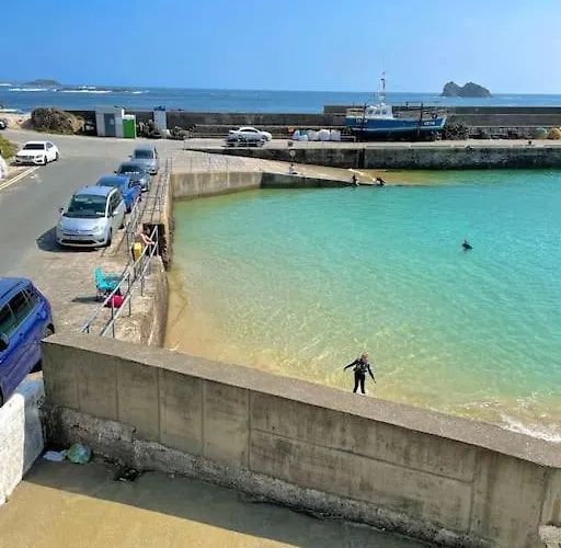 דירה Floor Retreat Portmor- Sea, & Balcony Slievebane